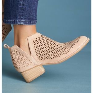 jeffrey campbell tagloni booties